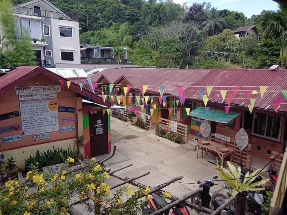 El Nido Hostel Sun Valley Exteriör bild